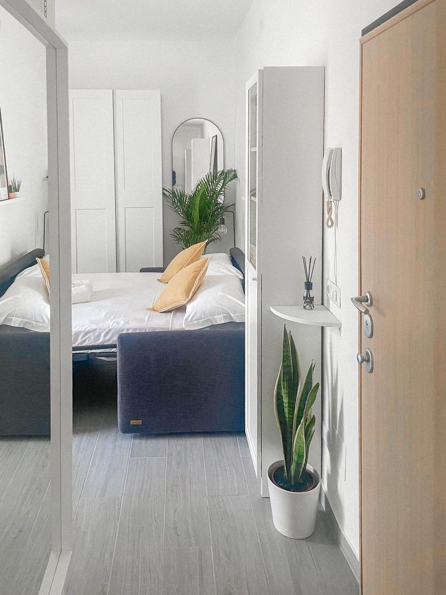 Xenia Apartments - Fashion Week Studio Near Navigli Μιλάνο Εξωτερικό φωτογραφία