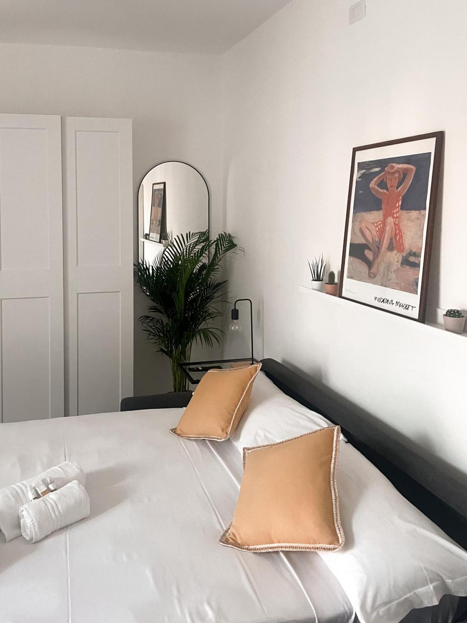 Xenia Apartments - Fashion Week Studio Near Navigli Μιλάνο Εξωτερικό φωτογραφία