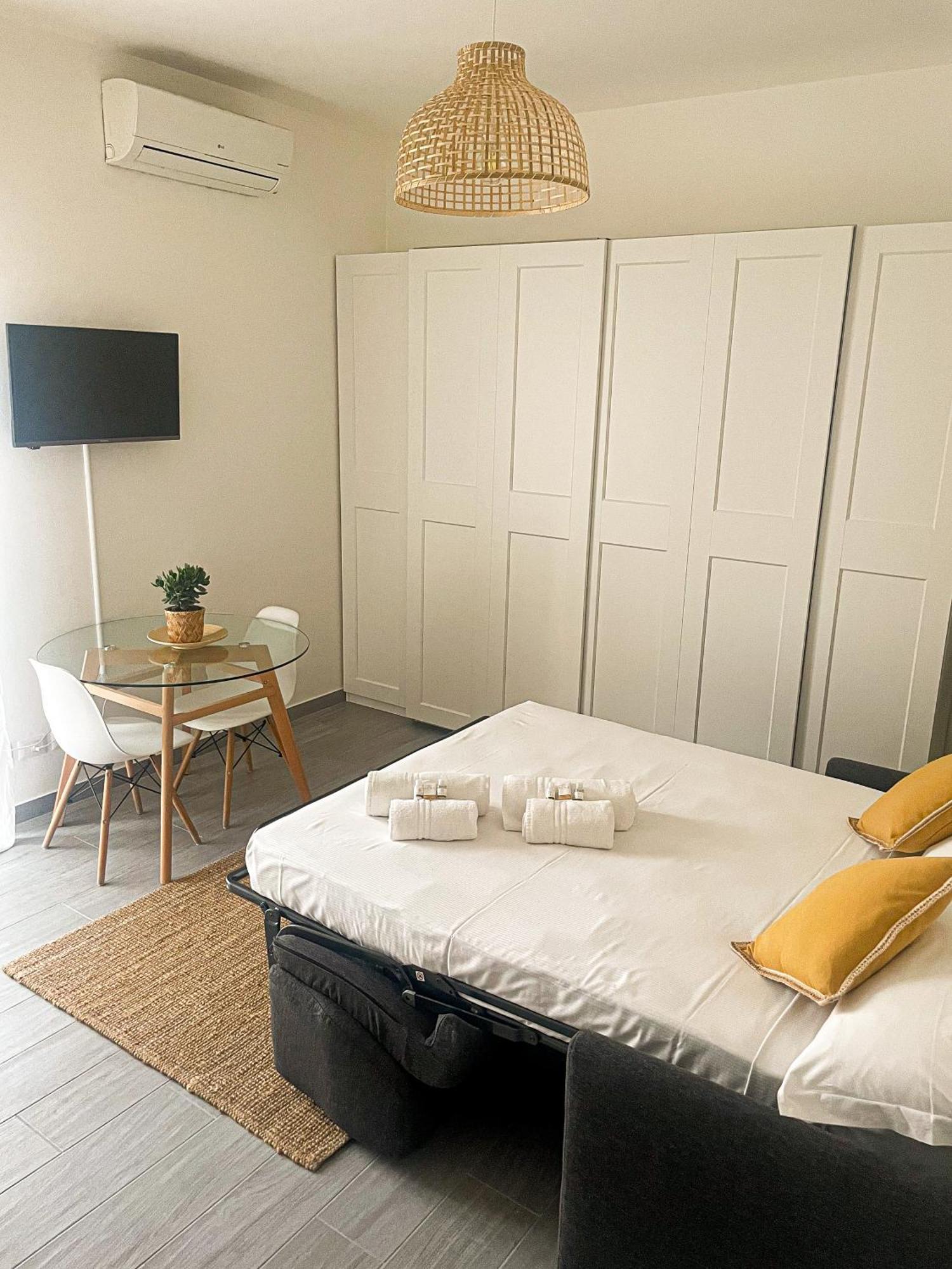 Xenia Apartments - Fashion Week Studio Near Navigli Μιλάνο Εξωτερικό φωτογραφία